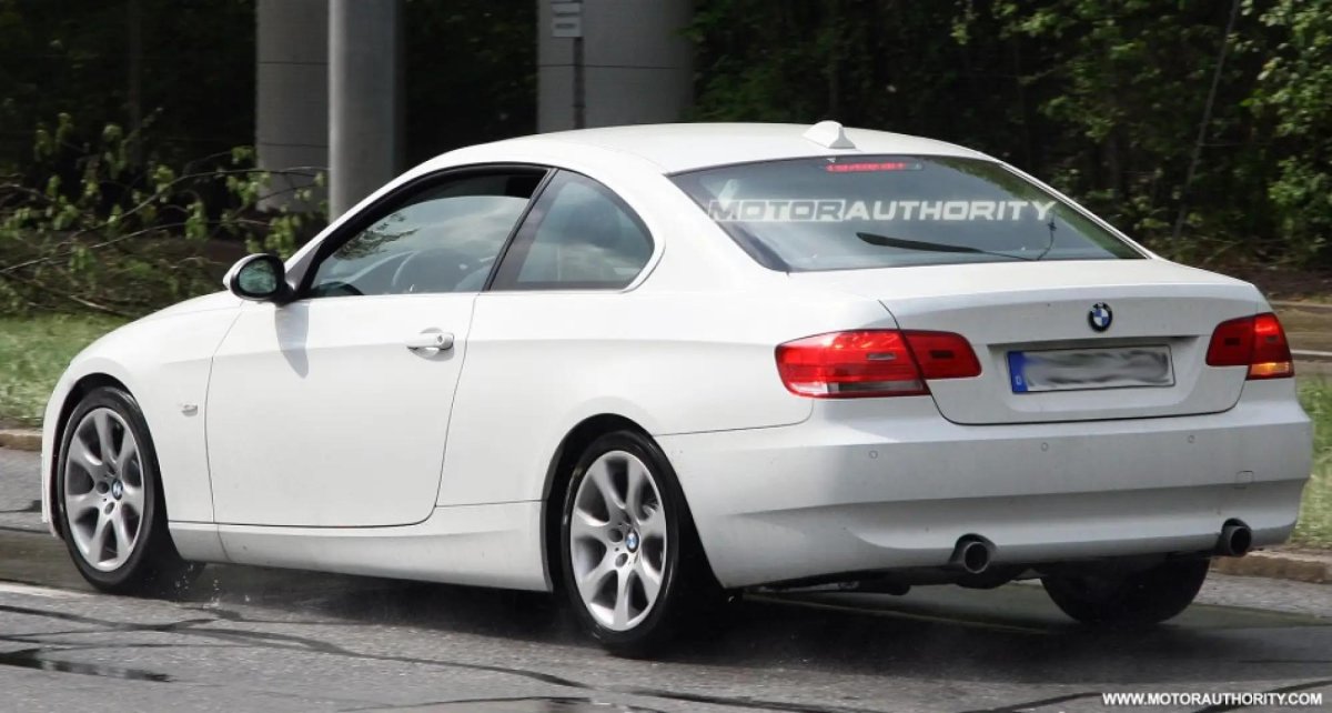 БМВ 3 купе 2010