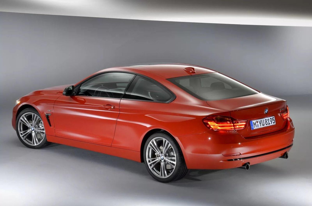 БМВ 3 двухдверная