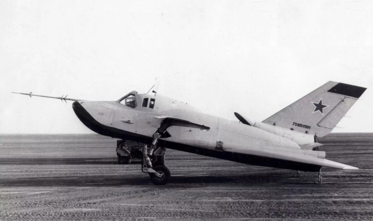 Орбитальный истребитель миг-105.11