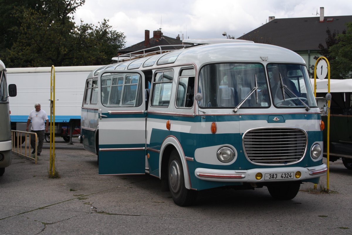 Шкода 706 в фильме Мираж