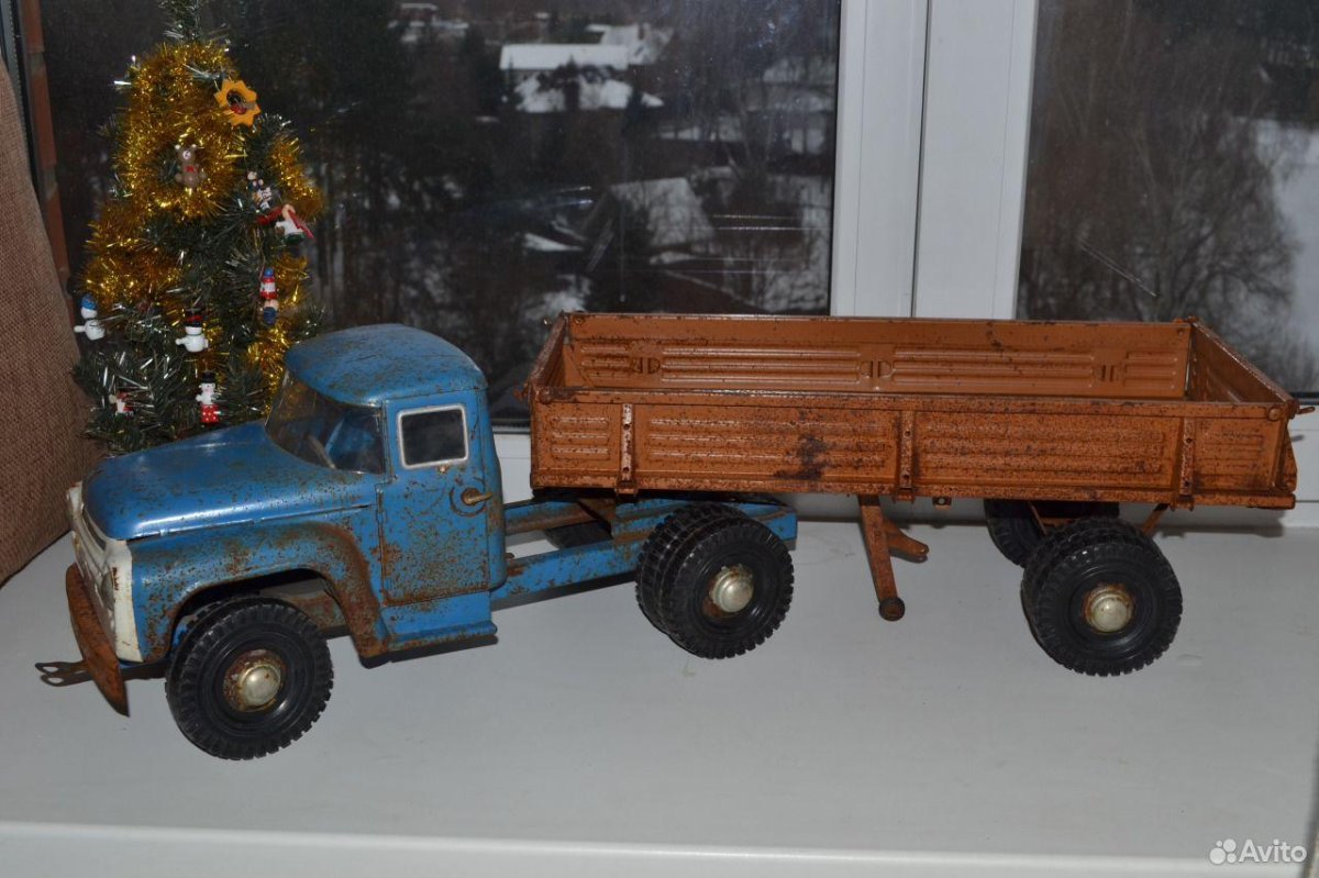 ЗИЛ 130 С полуприцепом игрушка СССР