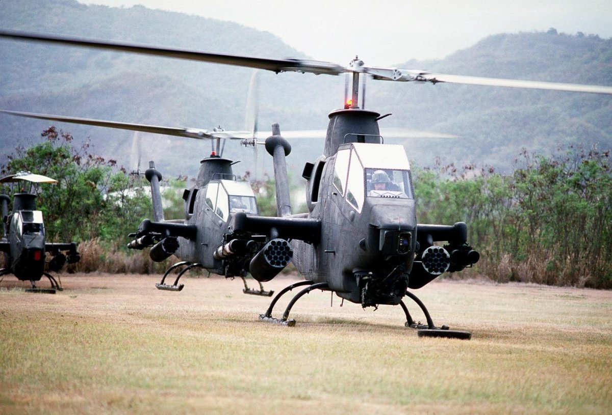 Bell АН-1 «Huey Cobra»