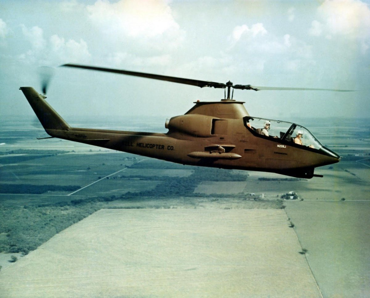 Bell Ah-1 Cobra вертолет