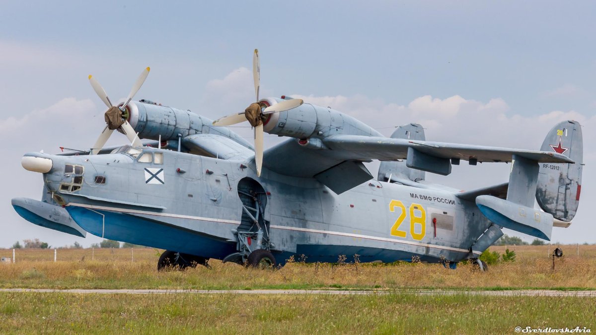 Б-12 самолет-амфибия