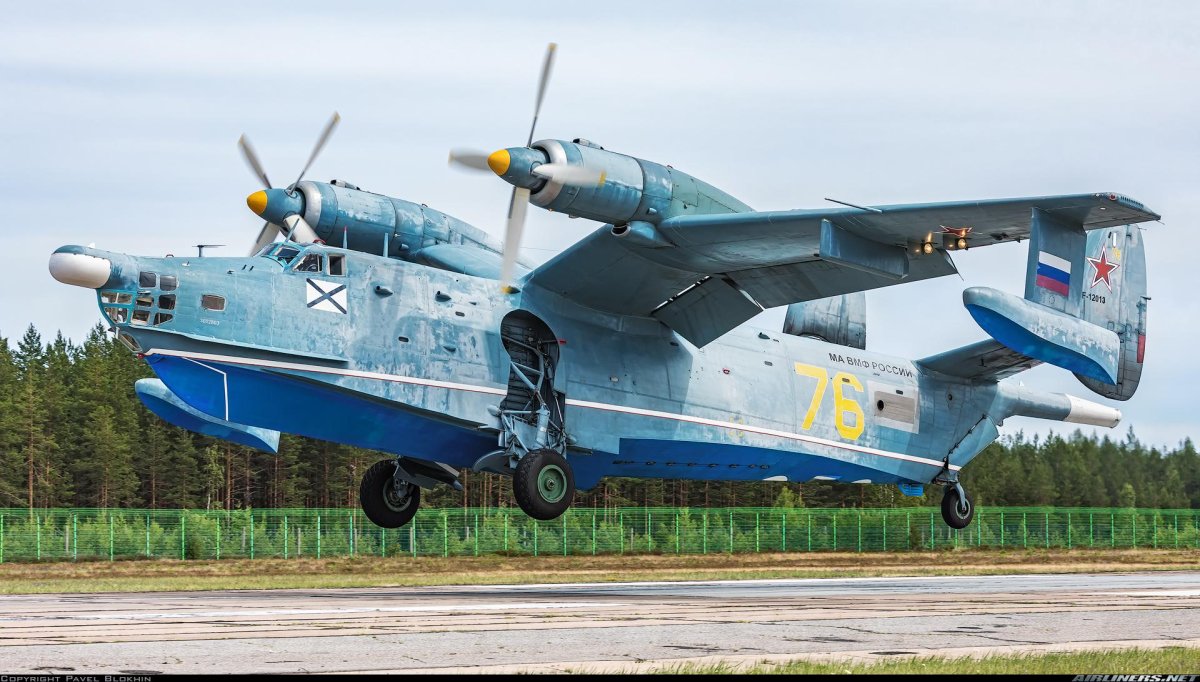 Бериев бе 12