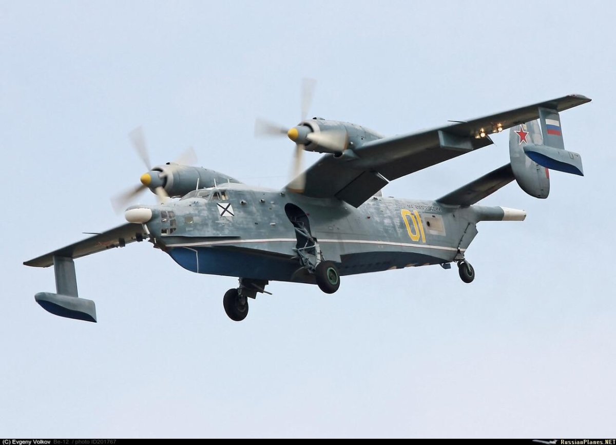 Бериев бе 12