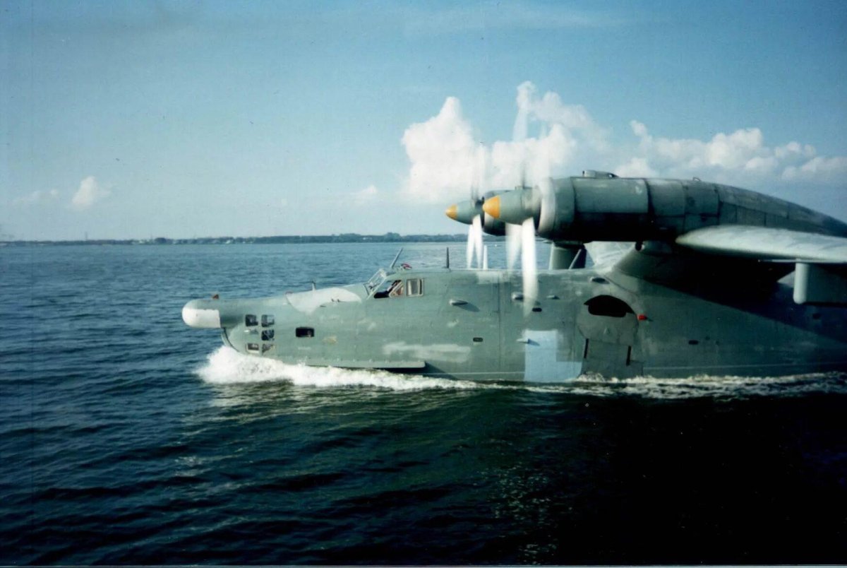 Самолётов-амфибий бе-12 «Чайка»