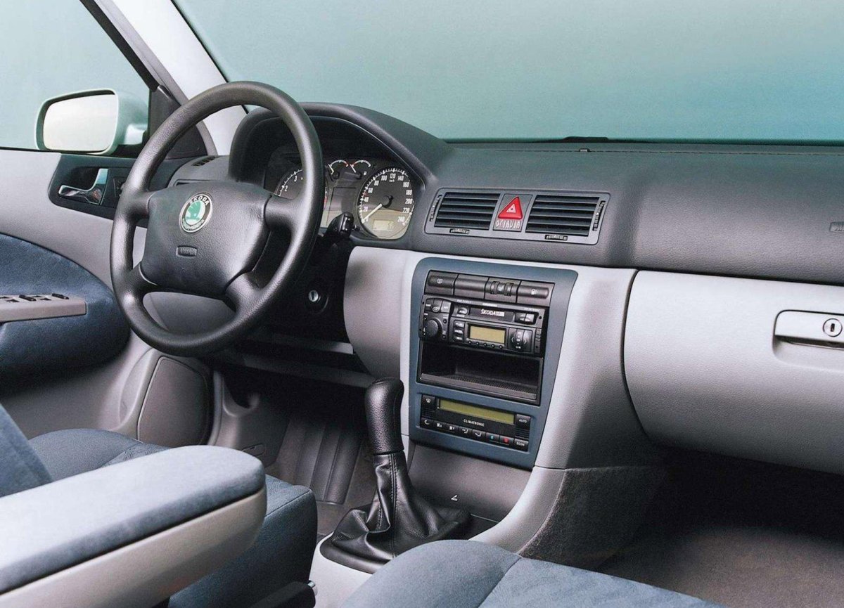 Skoda Octavia Tour 2008 салон