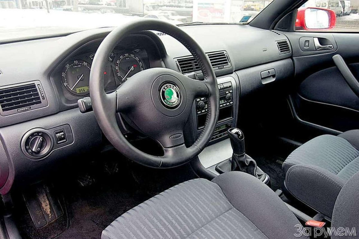 Škoda Octavia Tour 2008 салон