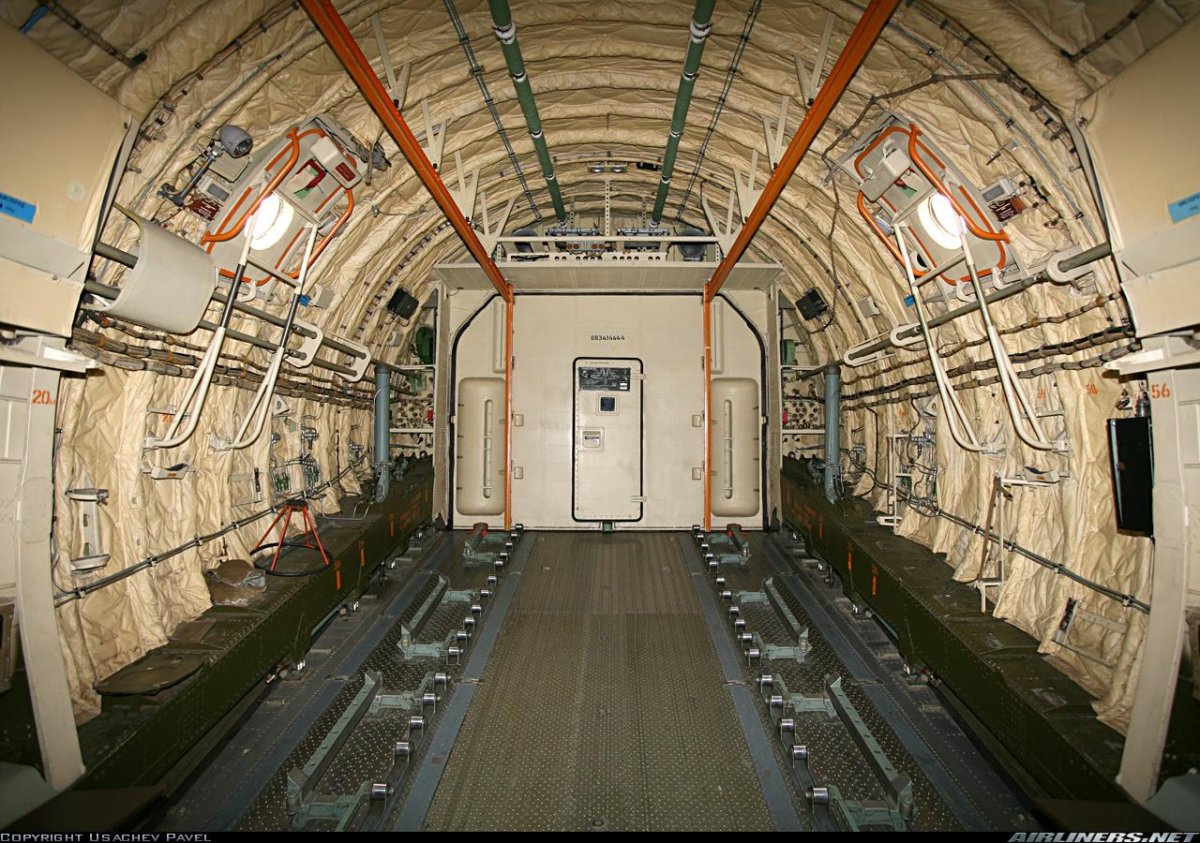 Ил 86 салон