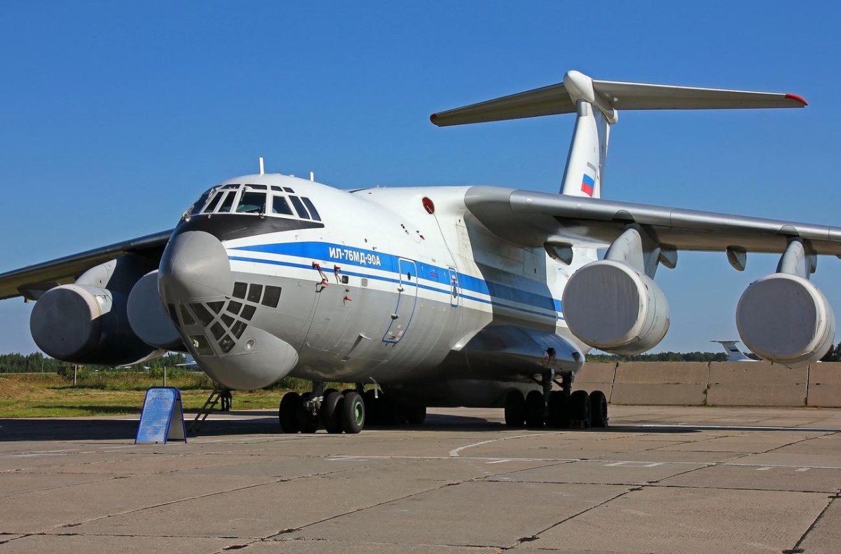 Ил-86 транспортный самолёт