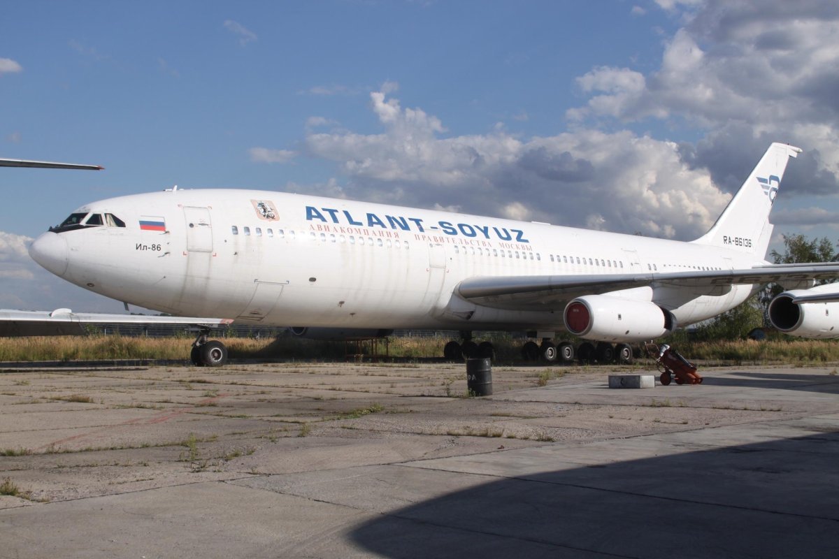 Самолет ил 86