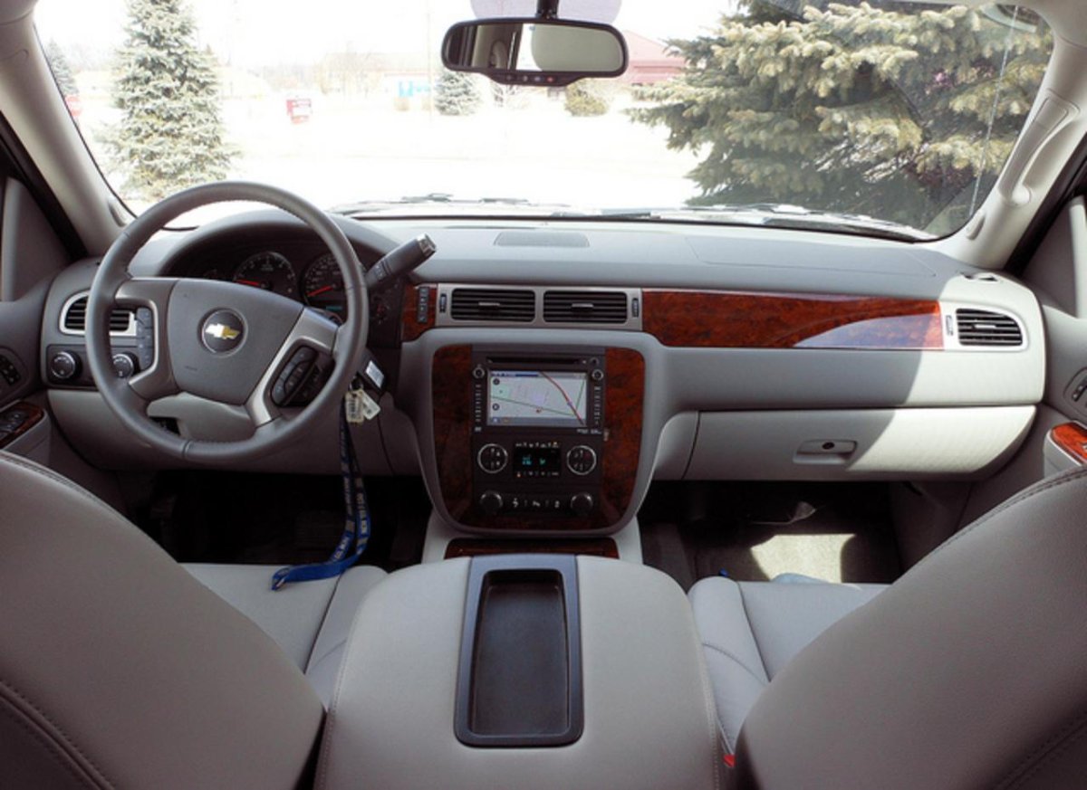 Chevrolet Avalanche 2 салон