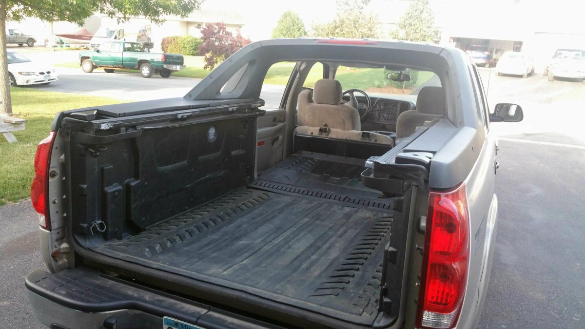 Chevrolet Avalanche багажник