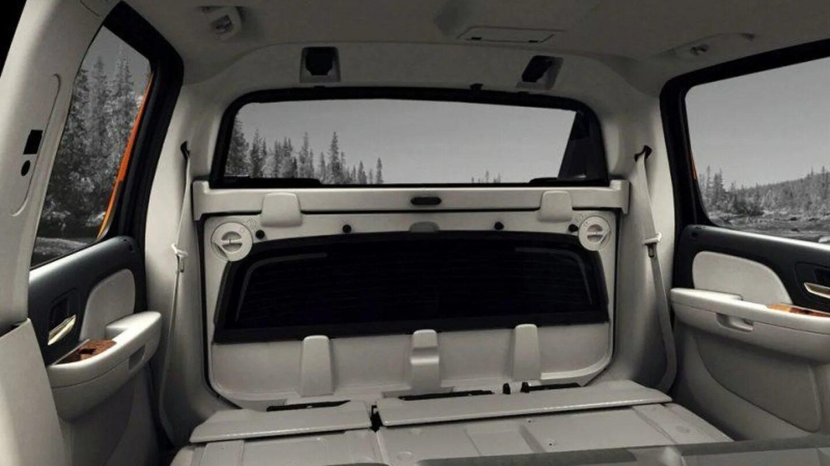 Chevrolet Avalanche 2002 багажник