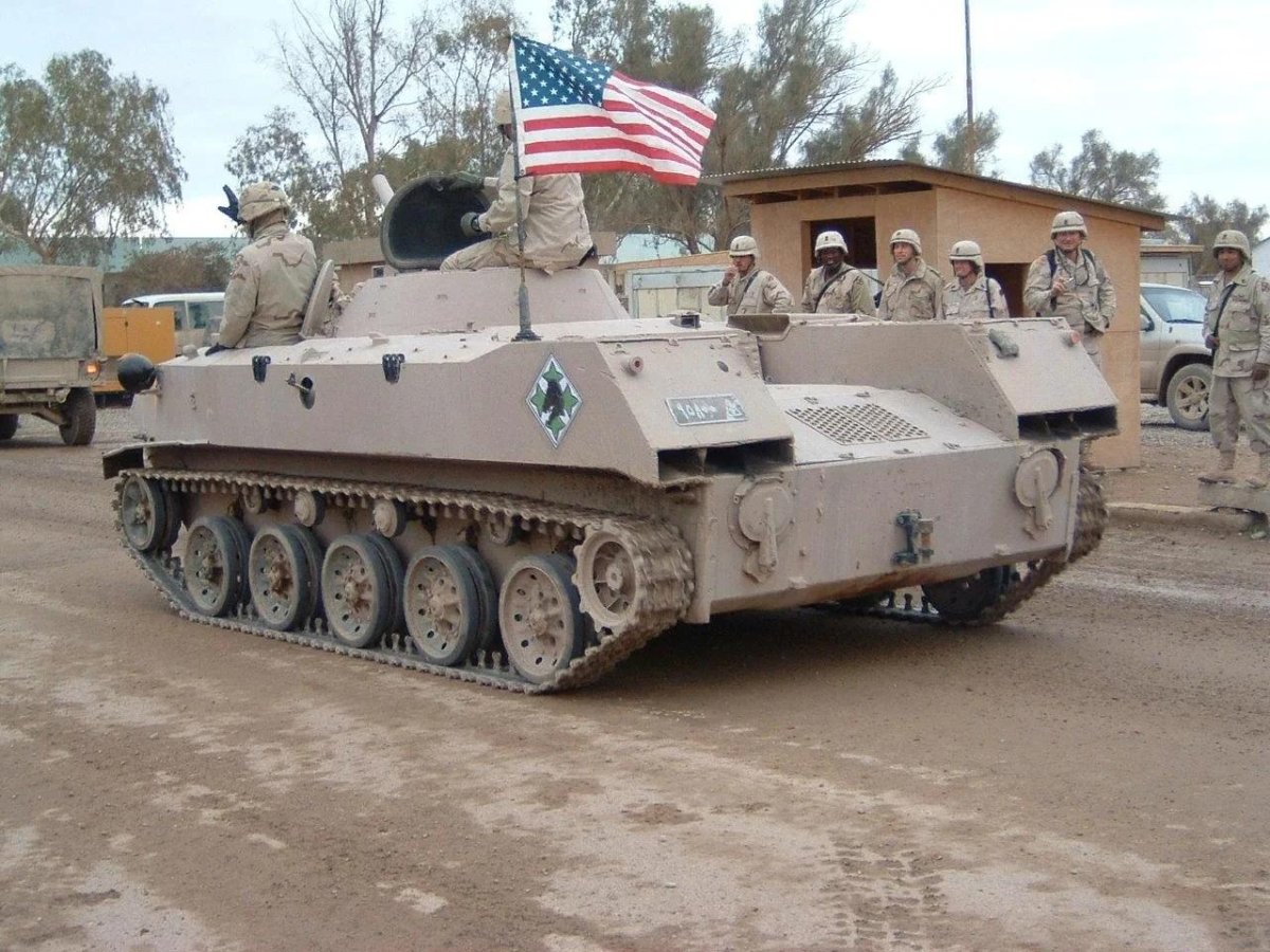 Военная техника БМД 1