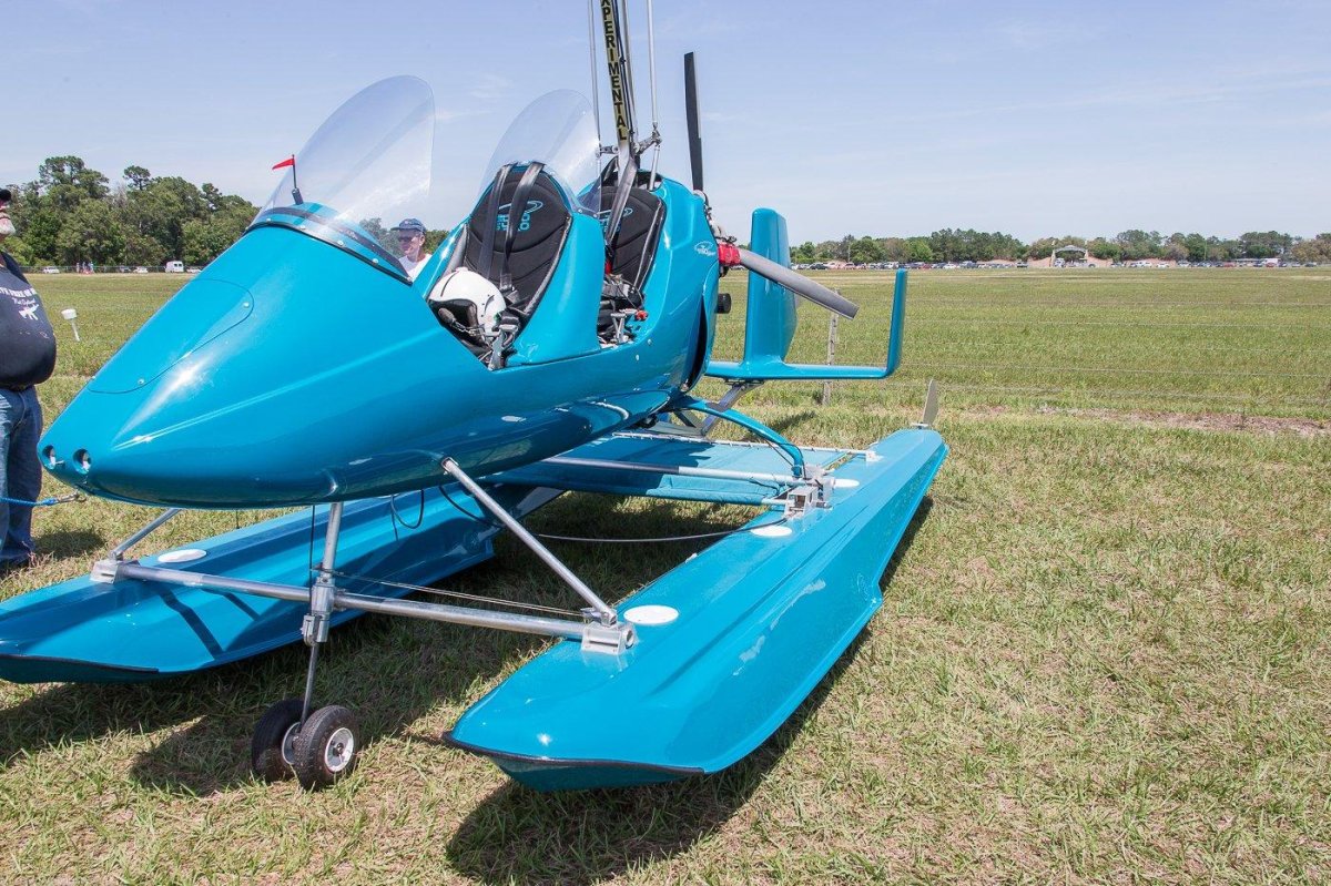 Автожир на поплавках