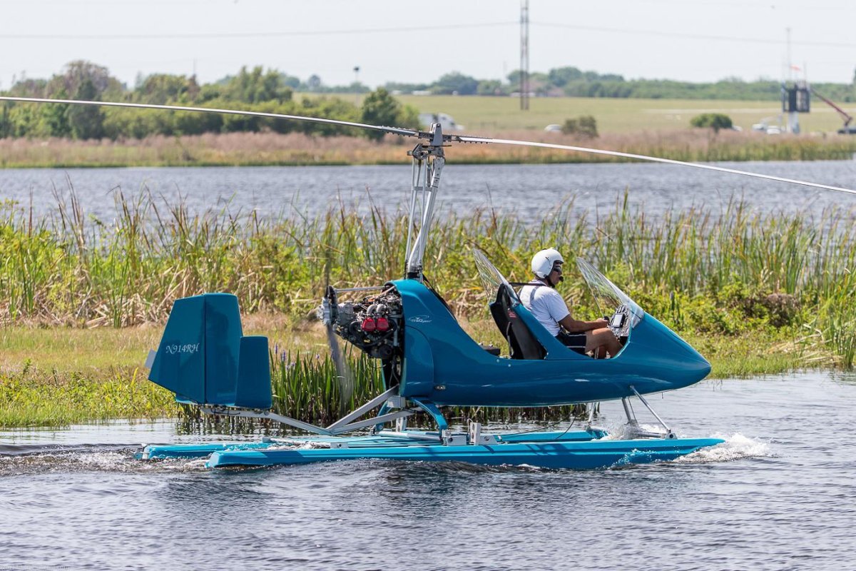 Автожир на поплавках