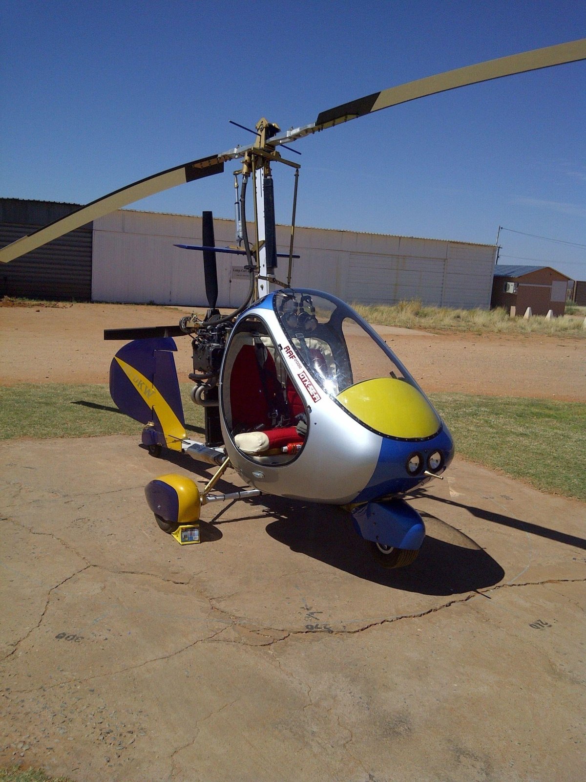 Автожир РАФ 2000