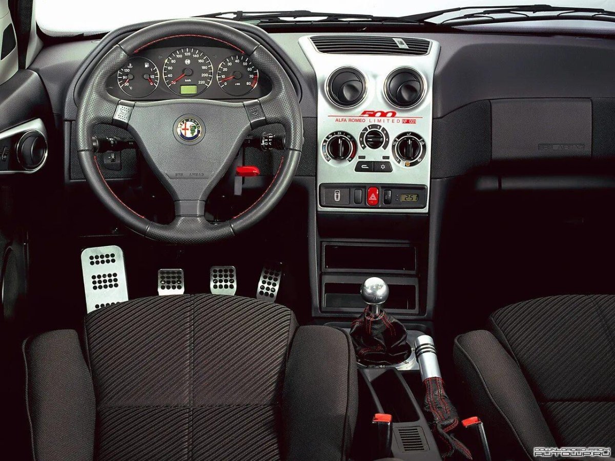 Alfa Romeo 145