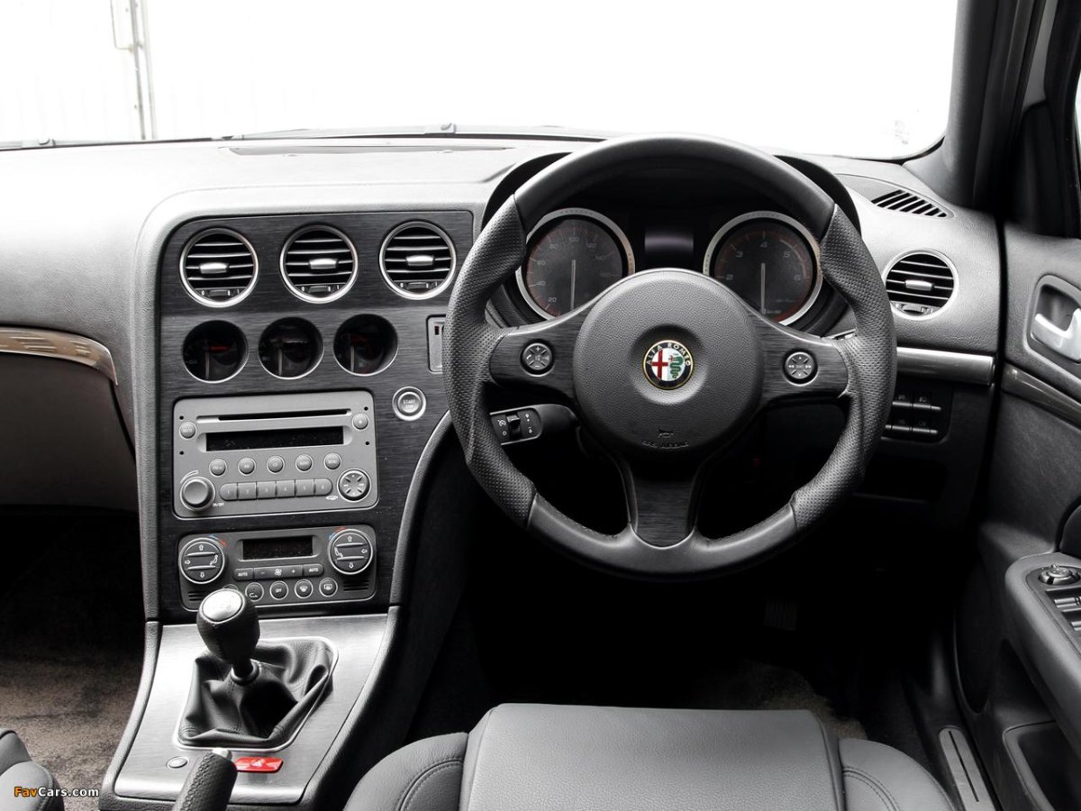 Alfa Romeo 159 2008 салон