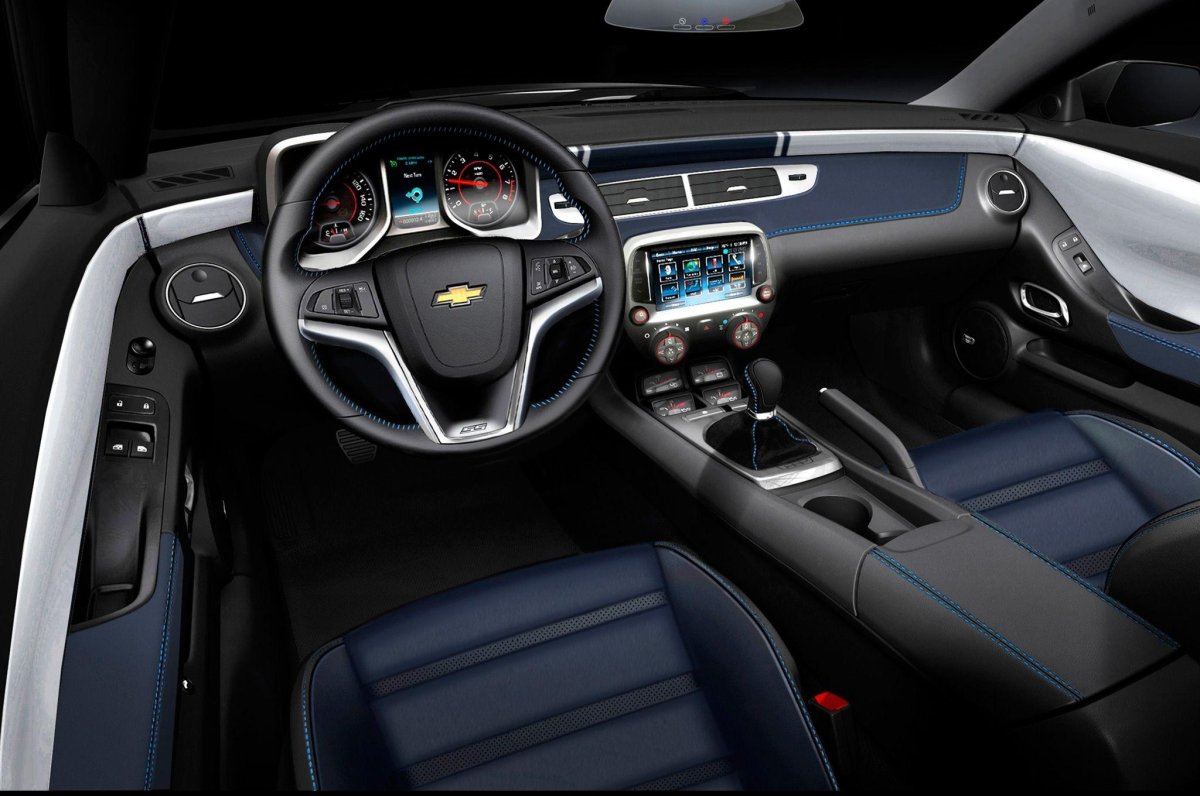 Chevrolet Camaro zl1 салон