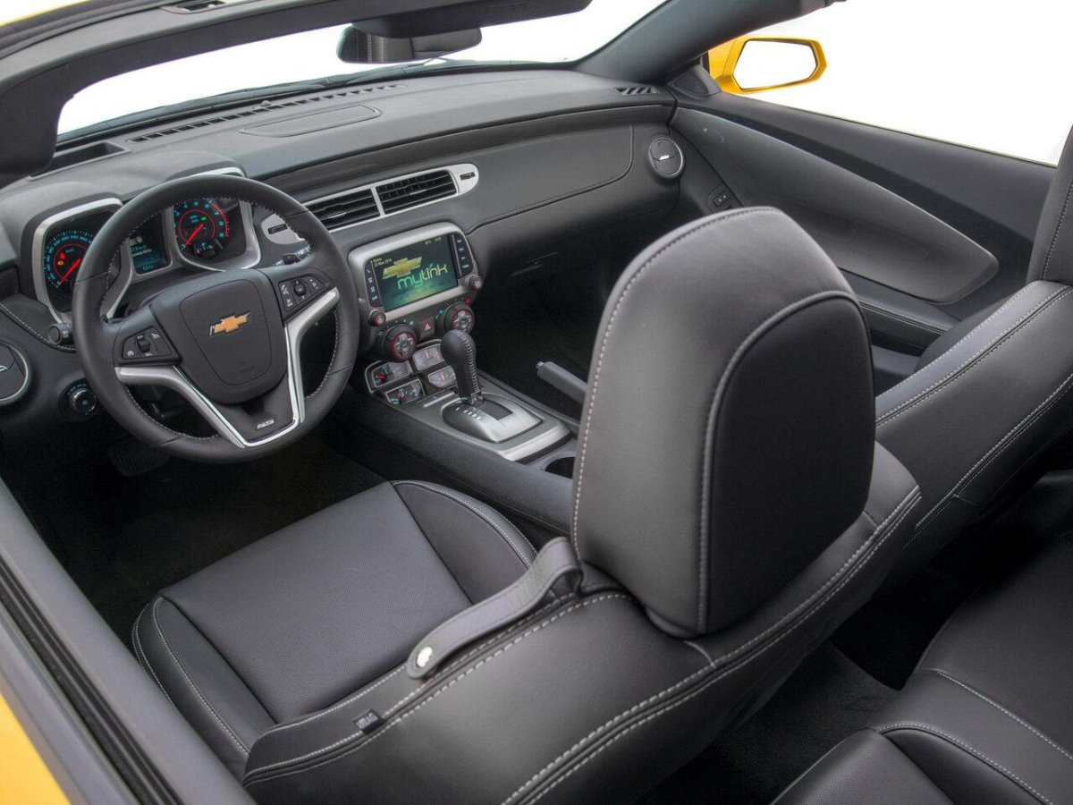 Chevrolet Camaro 2009 салон