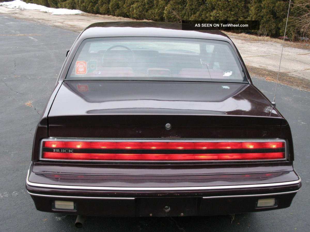 Buick Skylark 1990