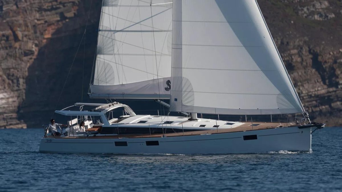 Beneteau 57