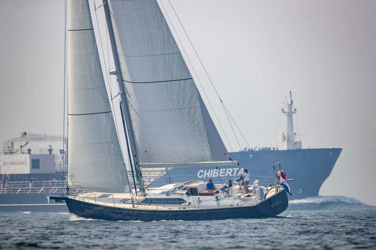 Contest Yachts 32 CS