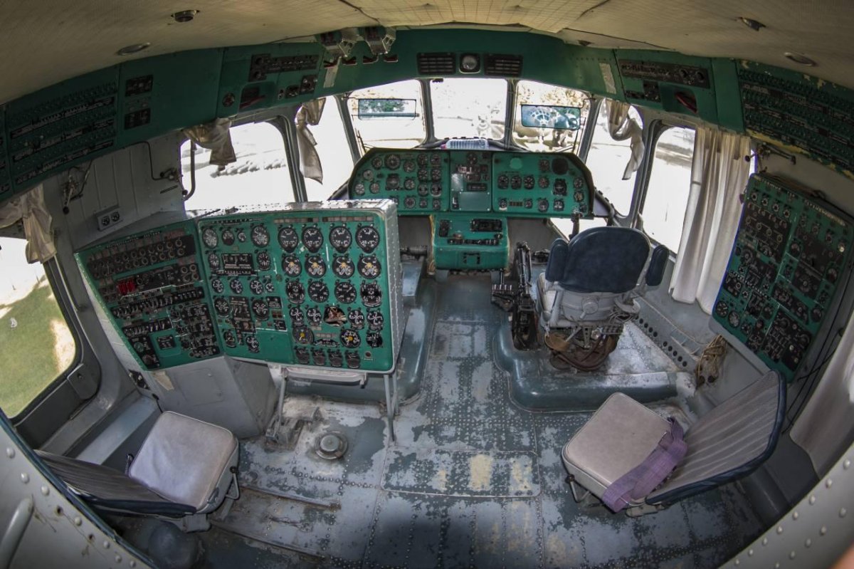 Ми-12 кабина