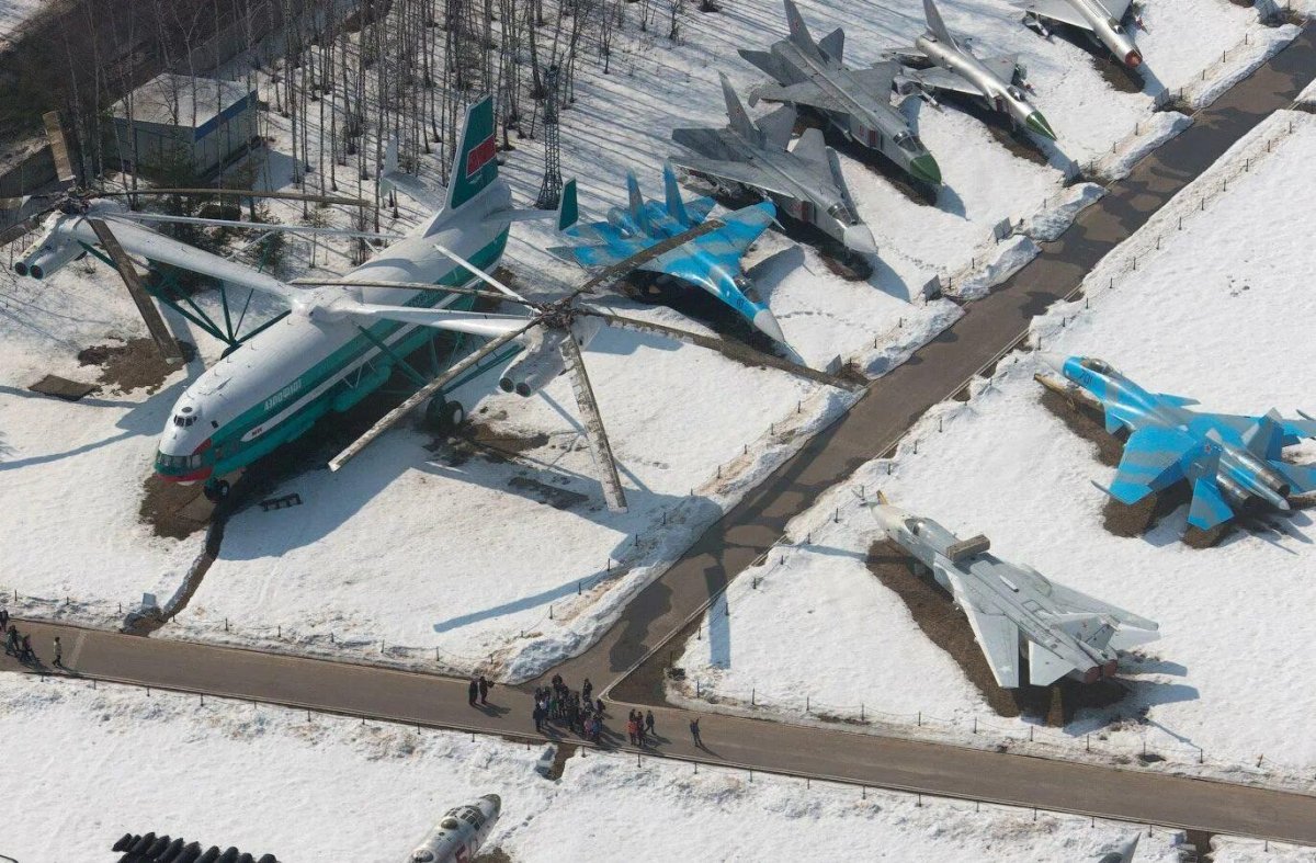 Монино большой вертолет