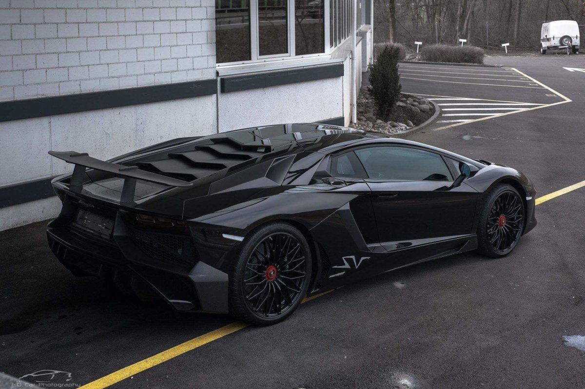 Lamborghini Aventador SV 2021