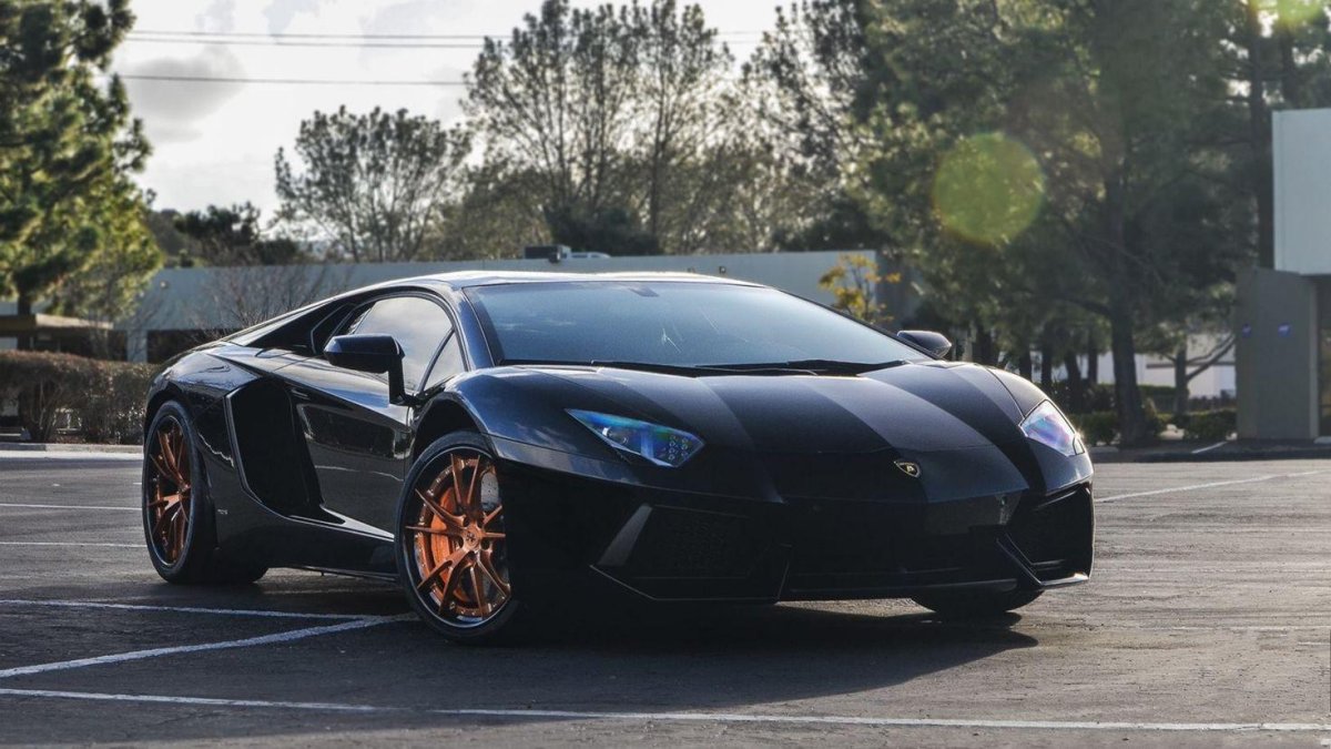 Ламборгини авентадор LP 700