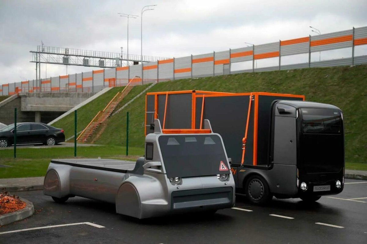 Беспилотный грузовик EVO-1