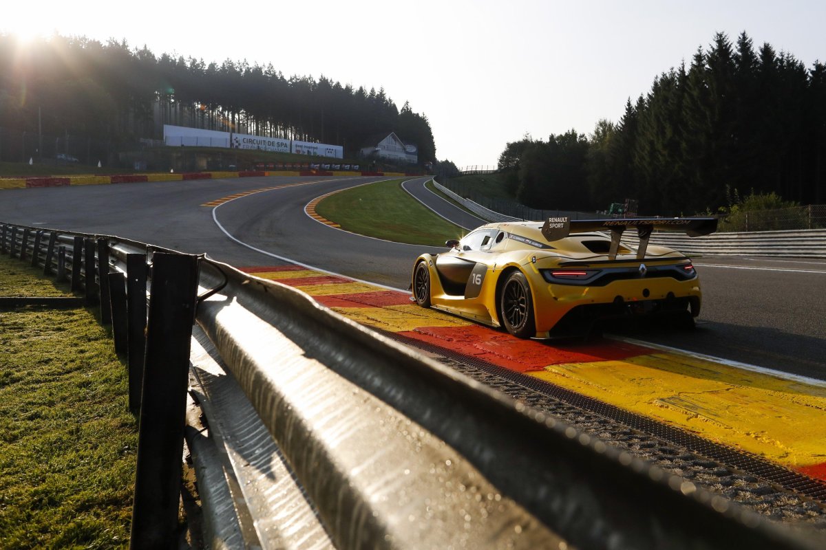 Spa Francorchamps Eau rouge