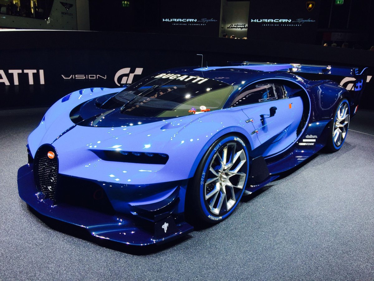 Бугатти Вейрон