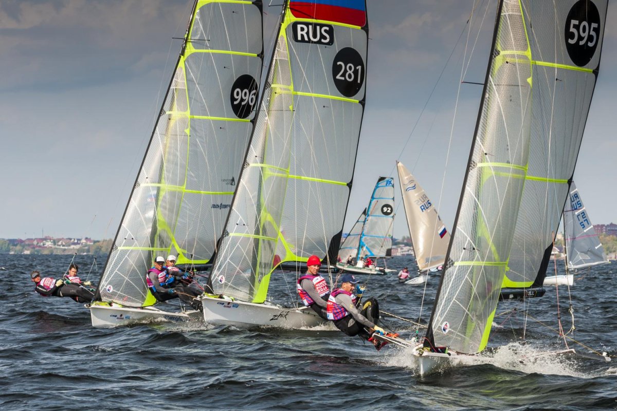 Швертбот 470