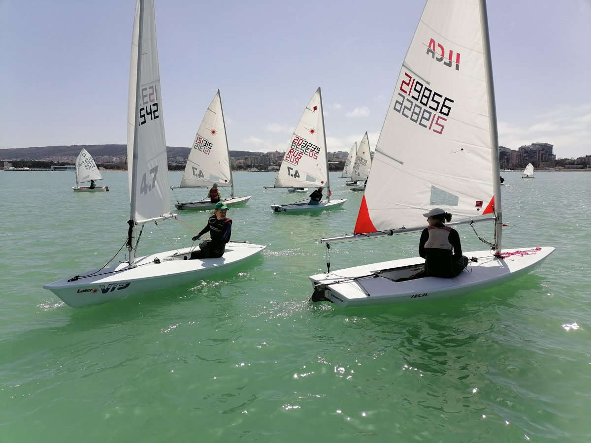 Яхта оптимист