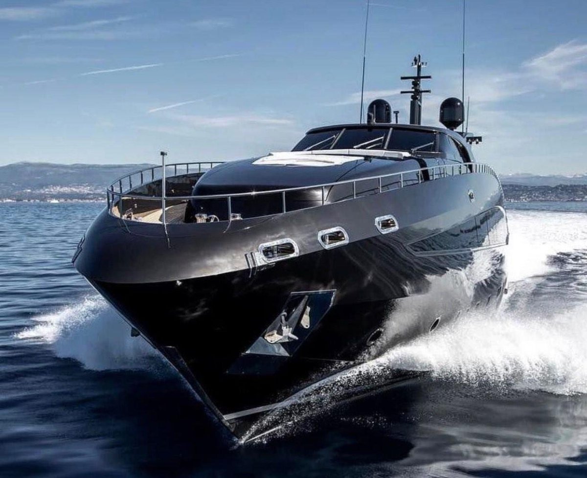 Катер Блэк спирит