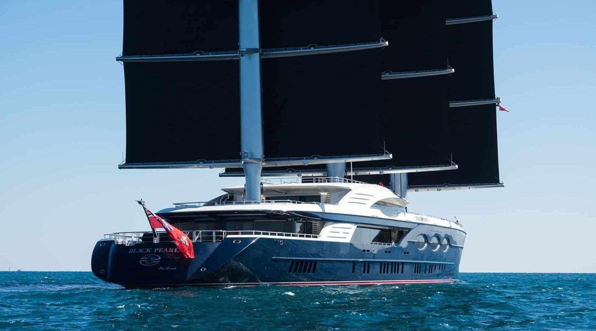 Яхта Oceanco Black Pearl