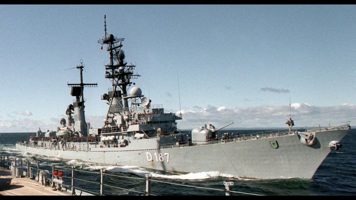 Эсминцы типа Лютьенс