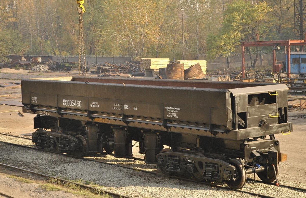 Вагон-самосвал думпкар 2вс-105