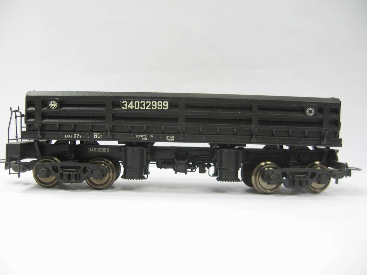 6 Осный думпкар