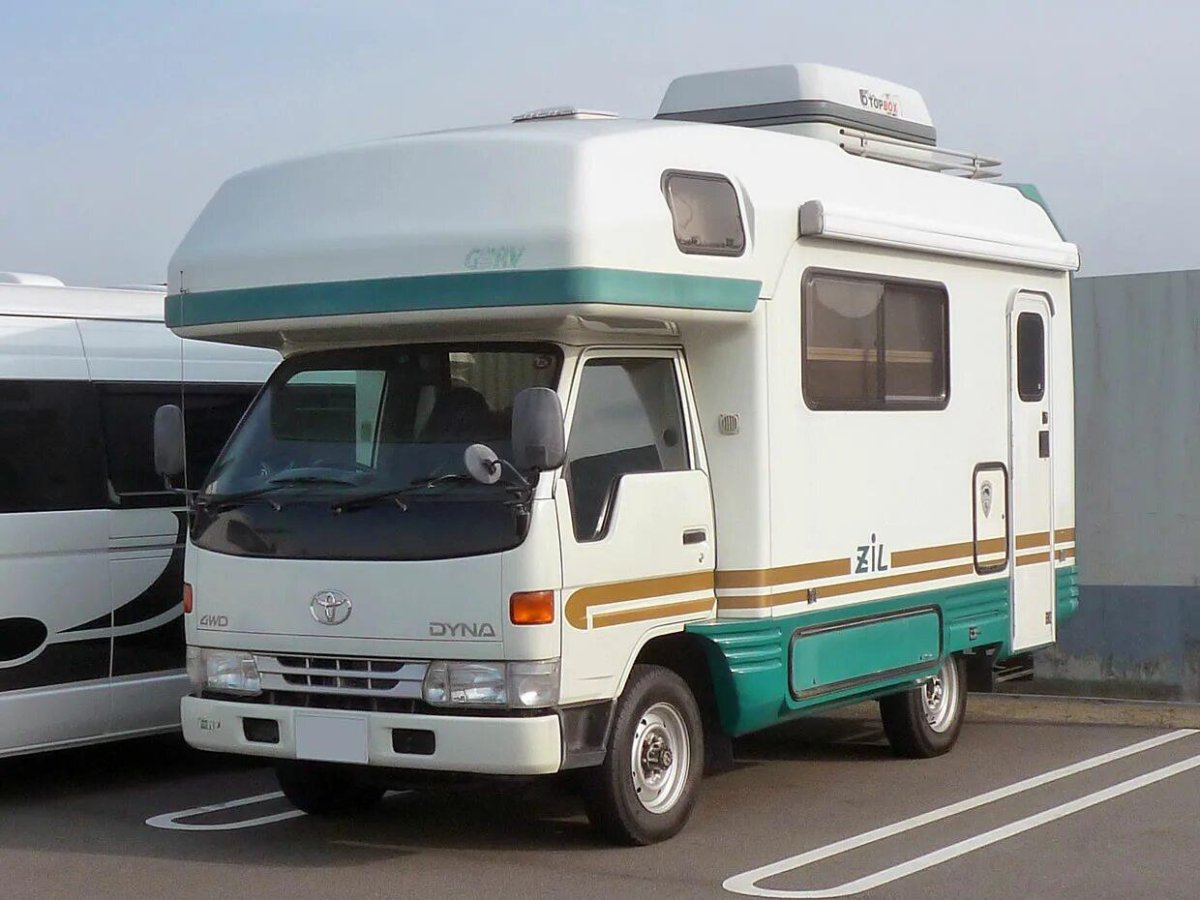 Toyota Dyna кемпер