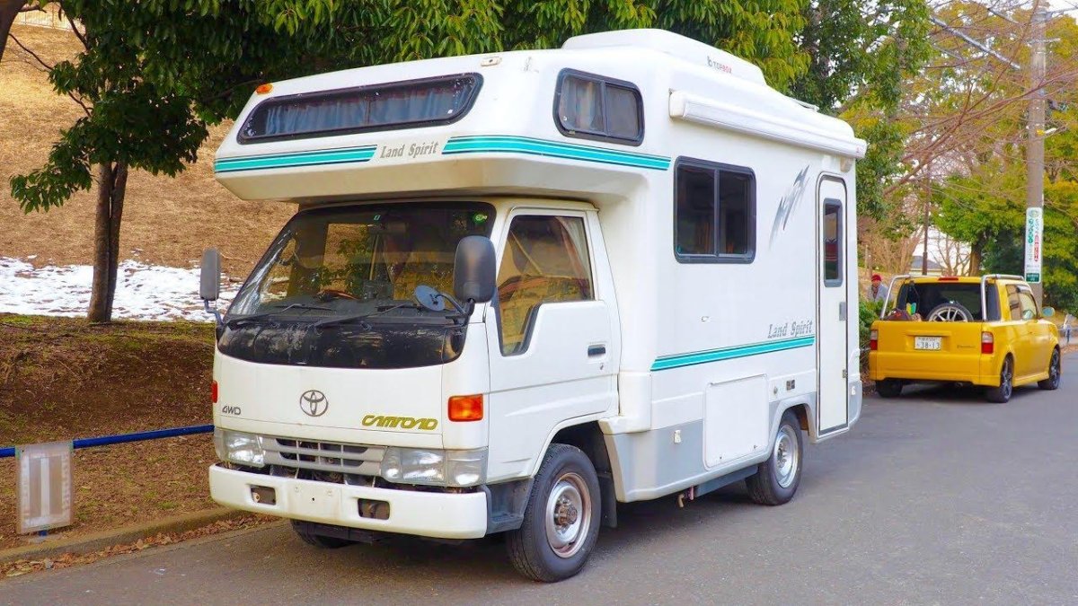 Nissan Atlas Camper 4wd
