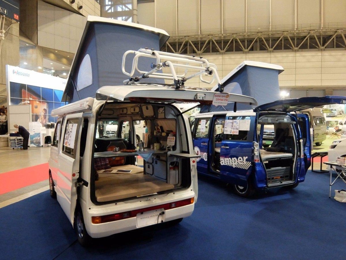 Mitsubishi Minicab Camper