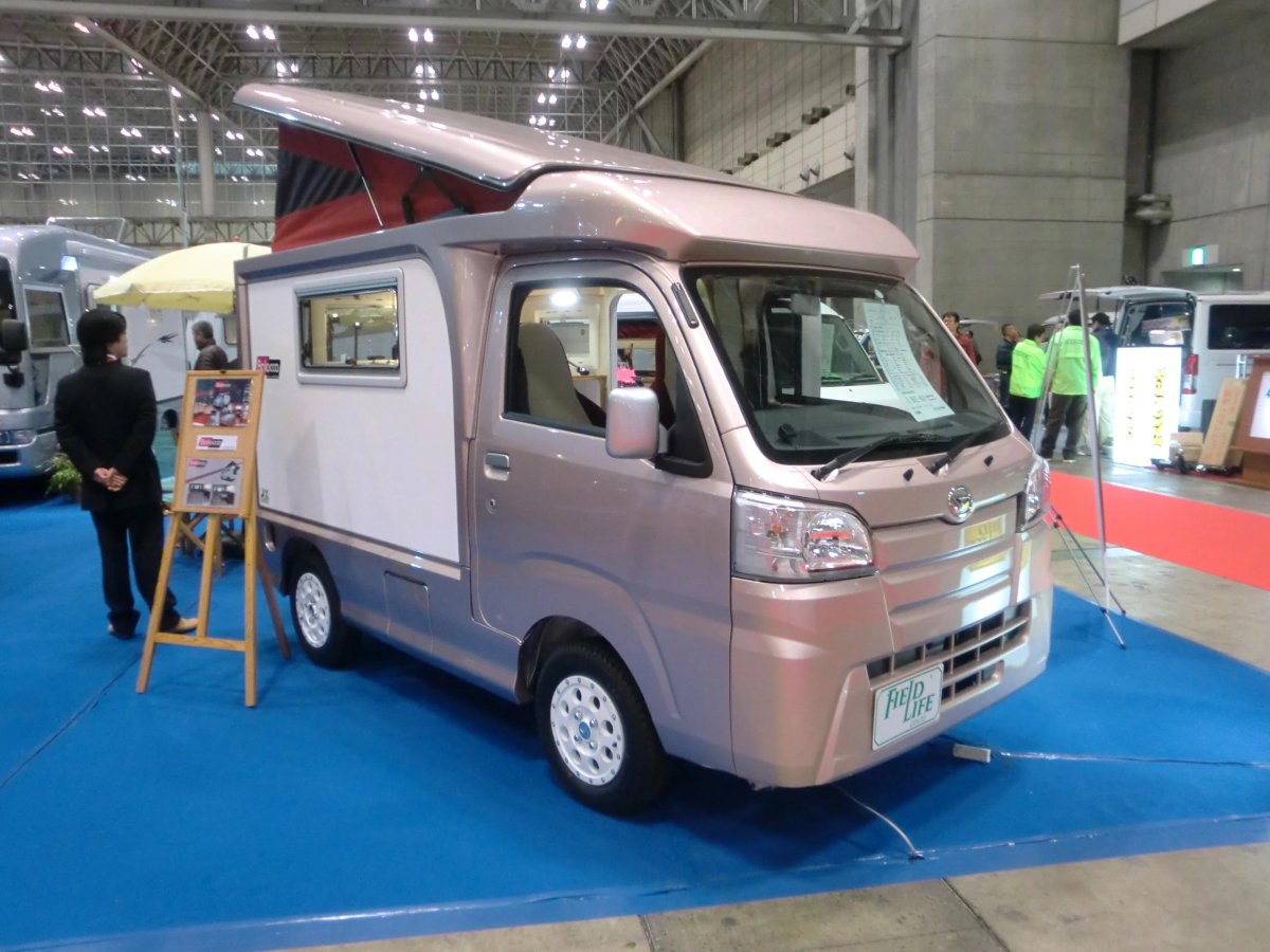 Daihatsu Hijet кемпер