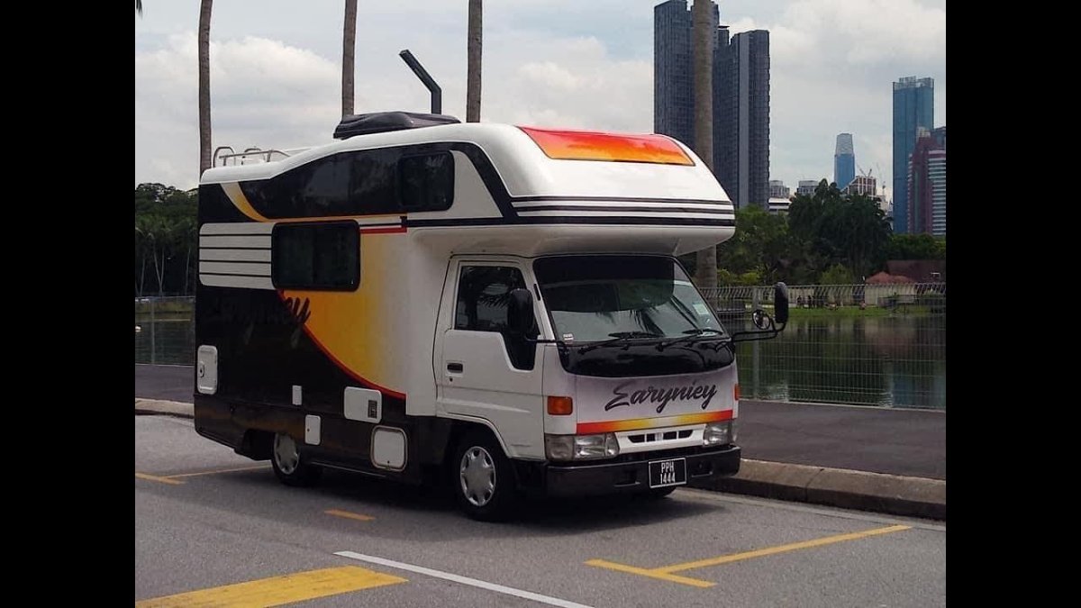 Toyota CAMROAD Camper