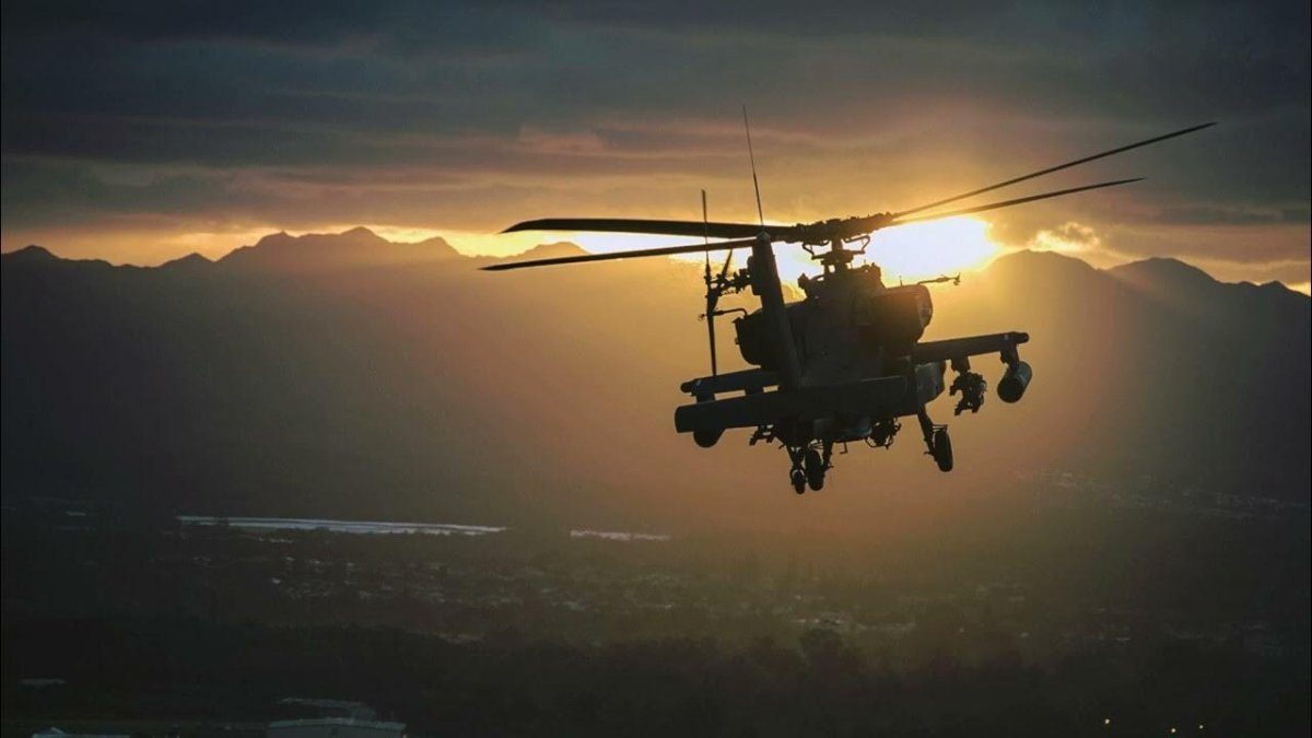 MCDONNELL Douglas Ah-64 Apache